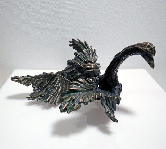 Sally Pettus sculpture, Black Swan